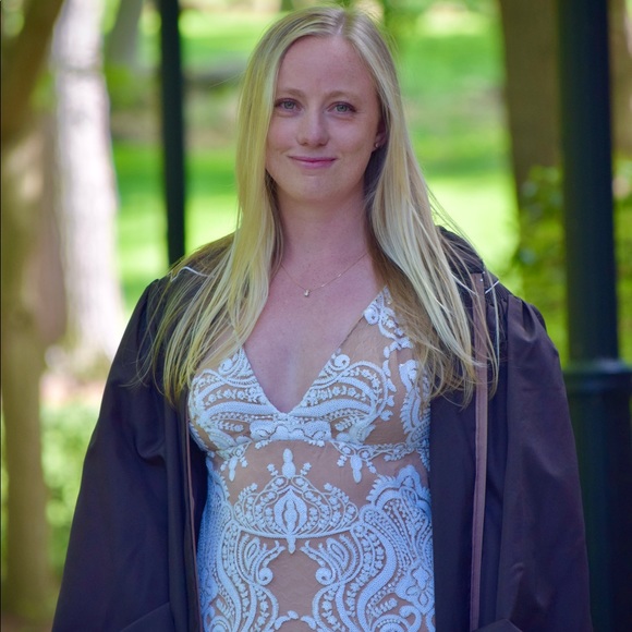 Meet your Posher, Julia - Picture 1 of 1